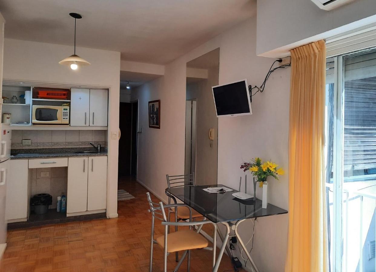 Departamento en el centro de la Ciudad. Para 2 personas Buenos Aires Bagian luar foto
